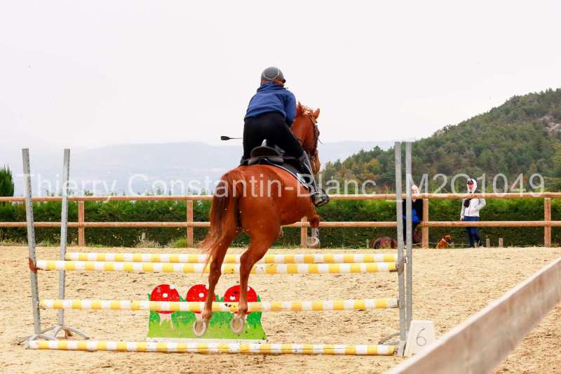 M2C1049-16-09 M2C1049-16-09